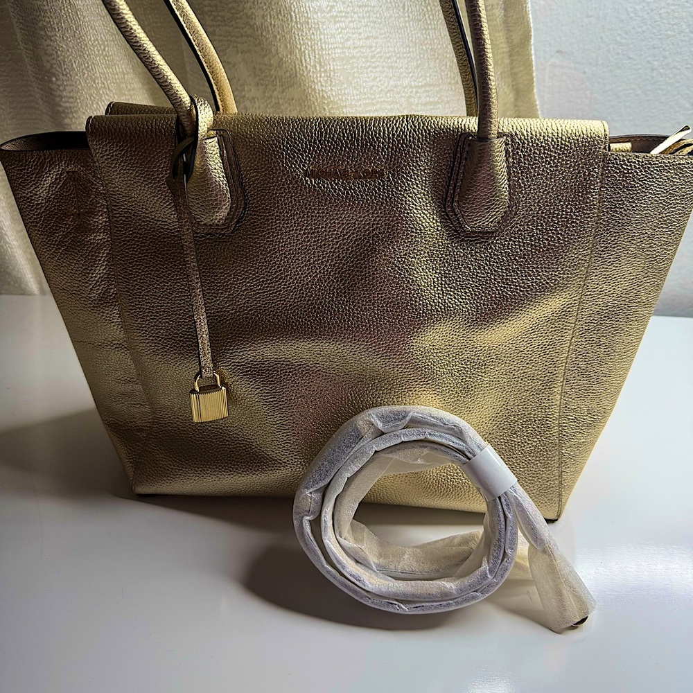 Michael Kors Mercer Golden Large Tote Bag